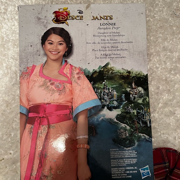 Disney The Descendants Doll Lonnie “ Auradon Prep “ - Picture 2 of 2